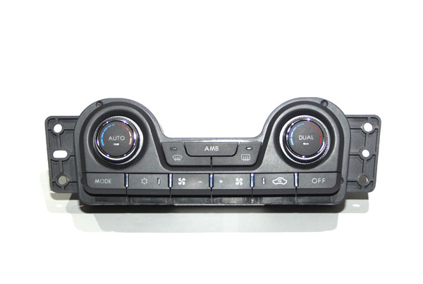 自动空调控制器